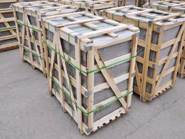 Packaging and Wooden Pallets